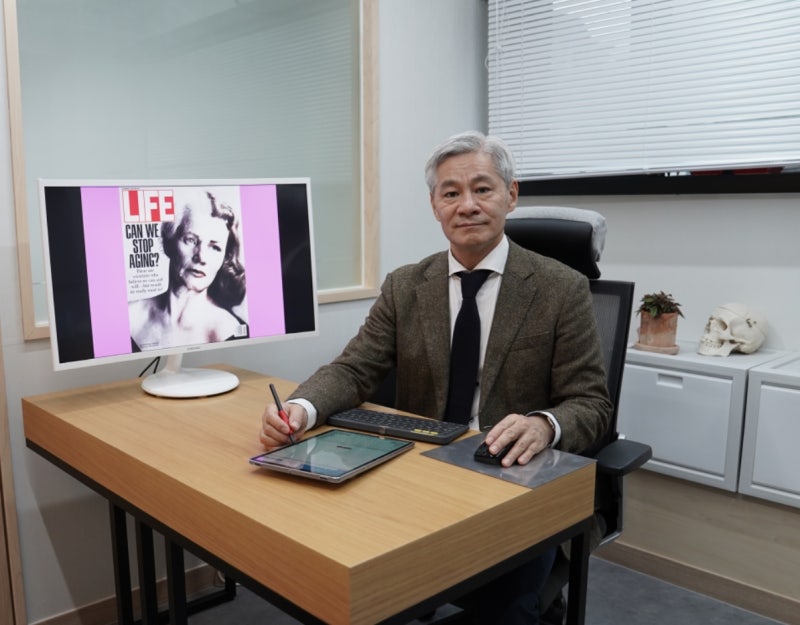 눈처짐 고민, 내시경 이마거상술하면 흉터가 작게 남나요?